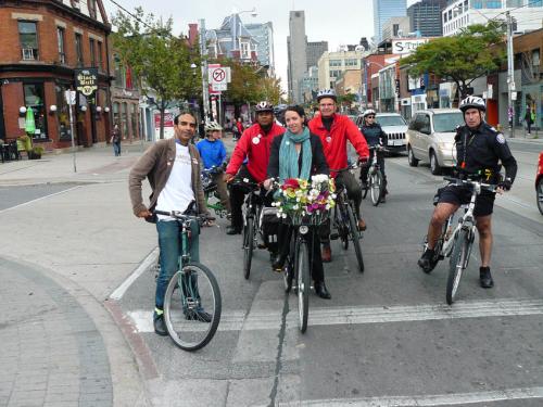Hi Rocco, Rocco and Himy, where are the others? Oh, there you are Joe, in the back. Photo: Toronto Cyclists Union